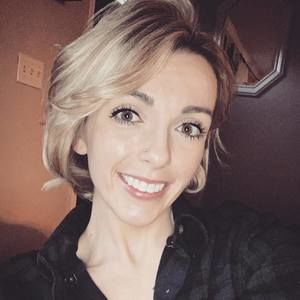 Meet your Posher, Alaina